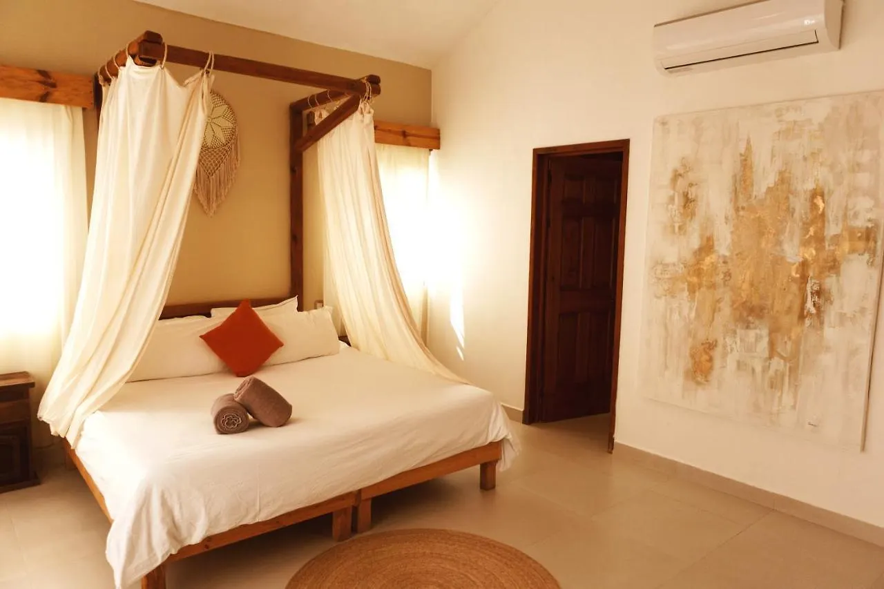 Enigmatic Hotel Experience Cancún